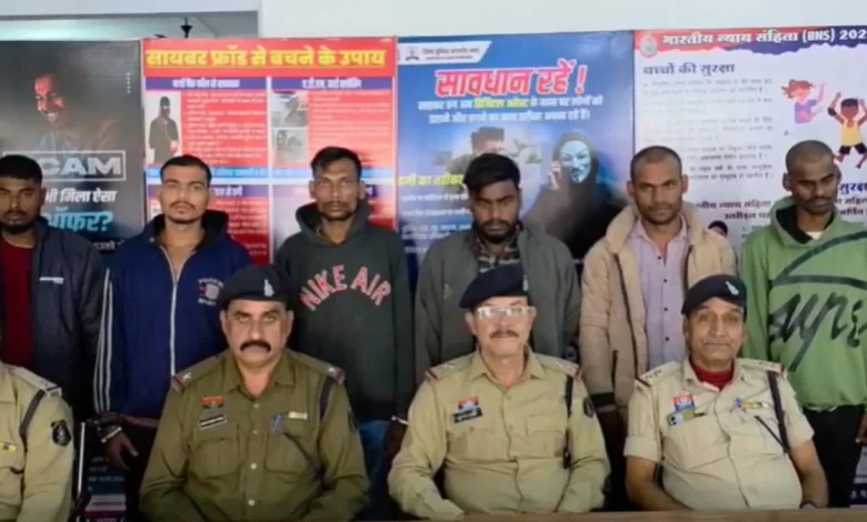 शराब पार्टी में खून की होली: दोस्तों ने मिलकर युवक की हत्या, 6 आरोपी गिरफ्तार शराब पार्टी में खून की होली: दोस्तों ने मिलकर युवक की हत्या, 6 आरोपी गिरफ्तार