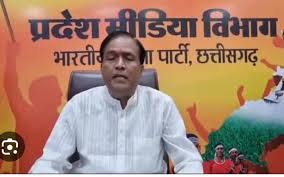 कांग्रेस अब अपने पतन की ओर बढ़ चुकी है – ठोकने