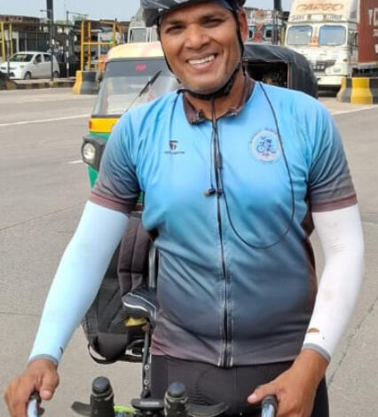 बिलासपुर के शिक्षक संतोष ने 24 दिन में फतह किया 6000 KM का गोल्डन क्वाड्रिलेट