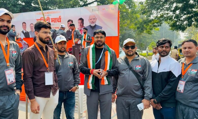 एक भारत-श्रेष्ठ भारत अभियान के लिए जुटा युवा मोर्चा एक भारत-श्रेष्ठ भारत अभियान के लिए जुटा युवा मोर्चा