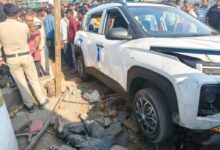 अज्ञात वाहन और कार हादसे में दो की मौत