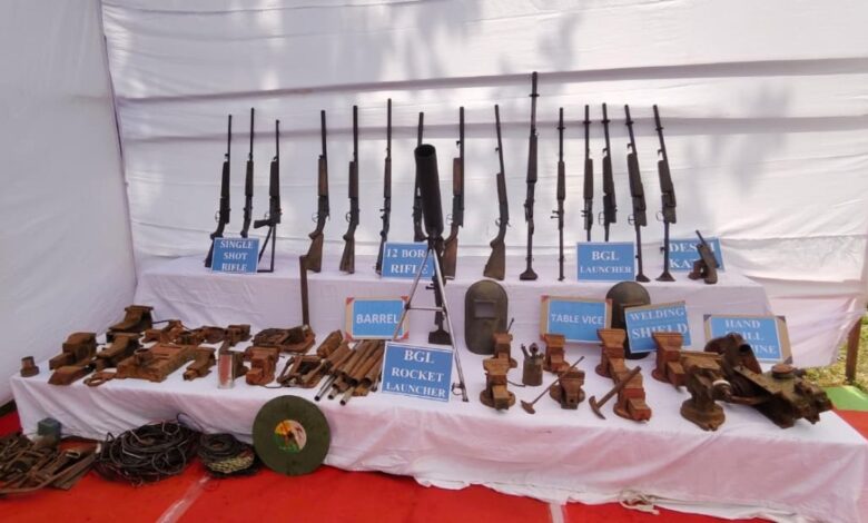 सुकमा में नक्सली ऑर्डिनेंस फैक्ट्री ध्वस्त, हथियार बरामद सुकमा में नक्सली ऑर्डिनेंस फैक्ट्री ध्वस्त, हथियार बरामद