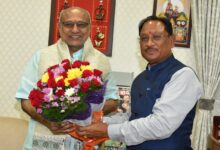 उप राष्ट्रपति राधाकृष्णन से सीएम साय ने की भेंट