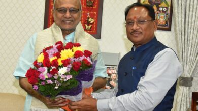 उप राष्ट्रपति राधाकृष्णन से सीएम साय ने की भेंट उप राष्ट्रपति राधाकृष्णन से सीएम साय ने की भेंट