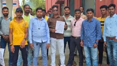 गीदम-दंतेवाड़ा में अवैध अतिक्रमण पर भाजपा ने कहा हम अवैध कामों का समर्थन नहीं करते गीदम-दंतेवाड़ा में अवैध अतिक्रमण पर भाजपा ने कहा हम अवैध कामों का समर्थन नहीं करते