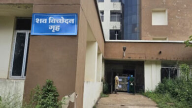 अलग-अलग हादसों में गंभीर रूप से घायल 4 लाेगाें की हुई माैत