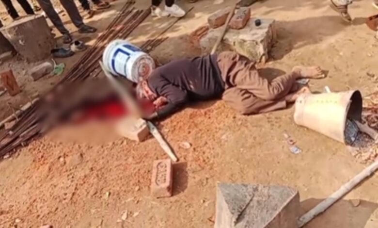 अधेड़ की टांगी से हत्या, पुलिस जांच में जुटी