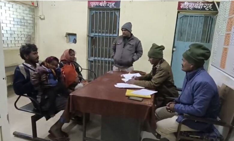 मासूम को 7 महीने बाद घर लौटाया, सागर पुलिस की बड़ी कामयाबी मासूम को 7 महीने बाद घर लौटाया, सागर पुलिस की बड़ी कामयाबी