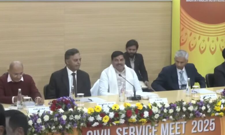 आईएएस सर्विस मीट 2025 का शुभारंभ, सीएम ने पटेल की दूरदर्शिता को याद किया