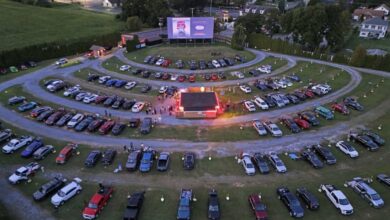 एमएसएमई द फरेबिस लाए ड्राइव-इन मूवी का अनोखा अनुभव