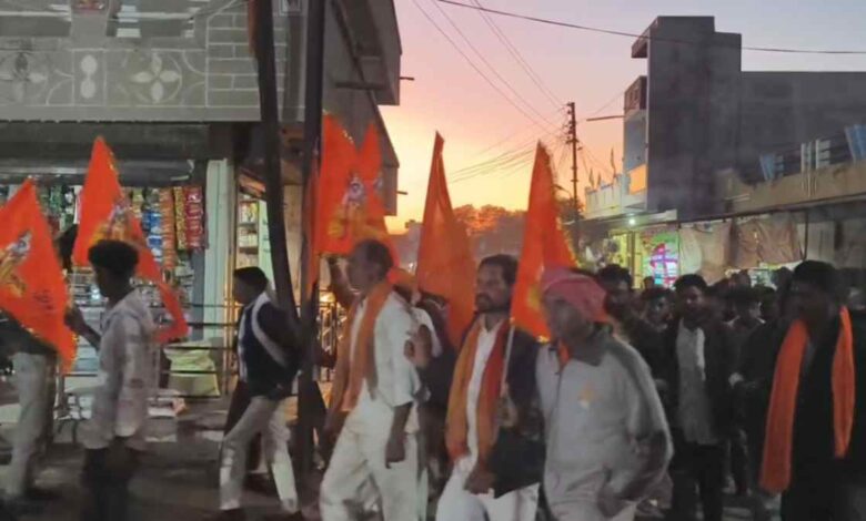 आदिवासी युवक के साथ मारपीट और धर्मांतरण का मामला, पुलिस ने FIR दर्ज की