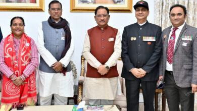 राष्ट्र की सुरक्षा में निरंतर तैनात हमारे सैन्य जवानों का योगदान अतुलनीय : मुख्यमंत्री साय राष्ट्र की सुरक्षा में निरंतर तैनात हमारे सैन्य जवानों का योगदान अतुलनीय : मुख्यमंत्री साय