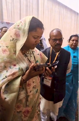 महीनों से लंबित समस्या का मंत्री राजवाड़े ने मौके पर कराया समाधान