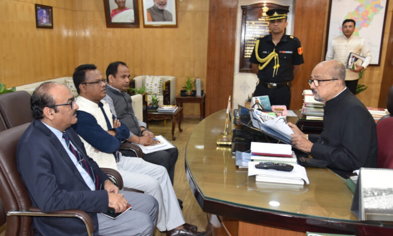 राज्यपाल डेका ने शहीद महेंद्र कर्मा विश्वविद्यालय की भूमि को यथावत रखने के दिए निर्देश