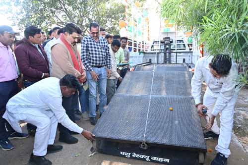 पशु रेस्क्यु वाहन से दुर्घटनाग्रस्त पशुओं को मिलेगी त्वरित चिकित्सा सुविधा – उप मुख्यमंत्री शर्मा