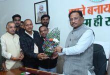 मुख्यमंत्री साय से कुंभकार समाज के प्रतिनिधि मंडल की सौजन्य मुलाकात मुख्यमंत्री साय से कुंभकार समाज के प्रतिनिधि मंडल की सौजन्य मुलाकात