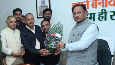 मुख्यमंत्री साय से कुंभकार समाज के प्रतिनिधि मंडल की सौजन्य मुलाकात मुख्यमंत्री साय से कुंभकार समाज के प्रतिनिधि मंडल की सौजन्य मुलाकात