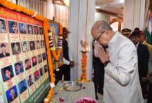 वीर सैनिकों के कारण ही हमारे जीवन और संपत्ति सुरक्षित है – राज्यपाल डेका वीर सैनिकों के कारण ही हमारे जीवन और संपत्ति सुरक्षित है – राज्यपाल डेका