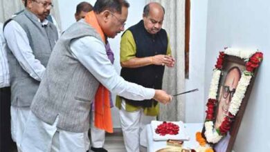 मुख्यमंत्री साय ने कुशाभाऊ ठाकरे की पुण्यतिथि पर दी श्रद्धांजलि