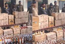 दो तस्करों से 3 लाख का अवैध एमपी निर्मित शराब जब्त