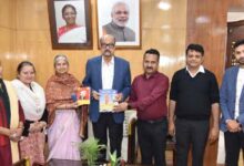 राज्यपाल डेका से विवेकानंद केन्द्र के पदाधिकारियों ने की सौजन्य भेंट