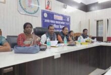 समीक्षा बैठक में शिक्षा से संबंधित विभिन्न विषयों पर हुई चर्चा