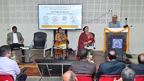 विभाग की जरूरत के अनुसार अधिकारी कर्मचारियों का प्रशिक्षण कोर्स तय किया जाए – मुख्य सचिव विकासशील