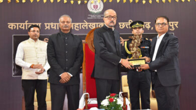 लोकतांत्रिक ढांचे में कैग की सर्वोच्च भूमिका – डेका लोकतांत्रिक ढांचे में कैग की सर्वोच्च भूमिका – डेका