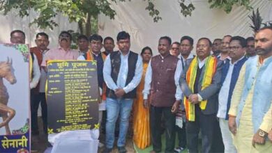 मंत्री नेताम ने शहीद वीर नारायण सिंह की प्रतिमा स्थापना हेतु किया भूमिपूजन मंत्री नेताम ने शहीद वीर नारायण सिंह की प्रतिमा स्थापना हेतु किया भूमिपूजन