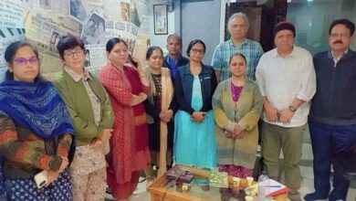 विनोद कुमार शुक्ल स्मृति सभा में रचनाकारों ने माना की साधारण होना उन्हें बना देता था असाधारण