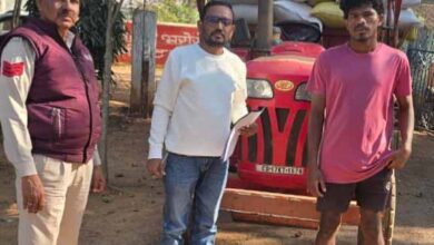 मारीगुड़ा में 40 क्विंटल अवैध धान सहित ट्रैक्टर जब्त मारीगुड़ा में 40 क्विंटल अवैध धान सहित ट्रैक्टर जब्त