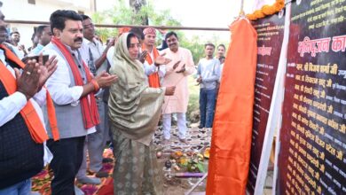 मुख्यमंत्री ग्राम गौरव पथ योजना से ग्रामीण अधोसंरचना हो रही सुदृढ़- उपमुख्यमंत्री शर्मा मुख्यमंत्री ग्राम गौरव पथ योजना से ग्रामीण अधोसंरचना हो रही सुदृढ़- उपमुख्यमंत्री शर्मा