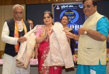 बेस्ट सुहिणी सोच अवार्ड से नवाजी गई भिलाई की सुषमा व बिलासपुर के किशोर