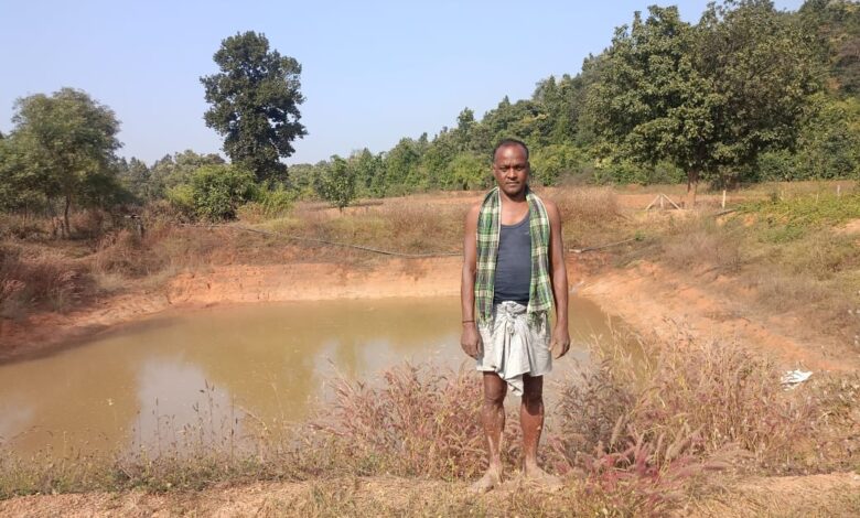 सब्जी उत्पादन और मछली पालन से आत्मनिर्भरता की ओर अग्रसर, गांव के लिए रमेश बने प्रेरणास्रोत