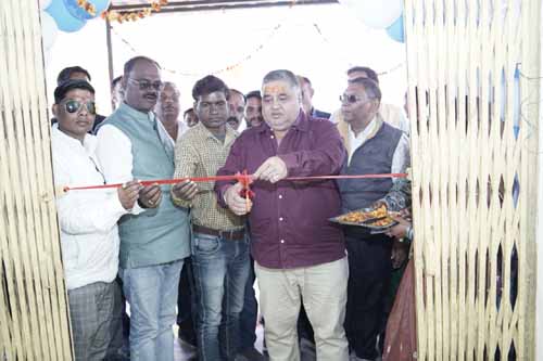 गुमगरा खुर्द में मंत्री अग्रवाल ने ग्रामीणों को बेहतर रात्रिकालीन सेवाओं का दिया भरोसा गुमगरा खुर्द में मंत्री अग्रवाल ने ग्रामीणों को बेहतर रात्रिकालीन सेवाओं का दिया भरोसा