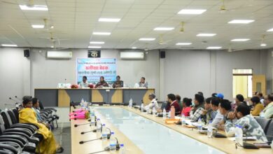 कोंडागांव विधायक ने विधानसभा क्षेत्र अंतर्गत शासकीय योजनाओं के क्रियान्वयन की समीक्षा की