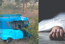 जांजगीर-चांपा में ई-रिक्शा पलटा, 1 की मौत 5 घायल
