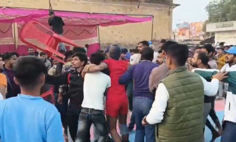 सांसद खेल महोत्सव में कबड्डी विवाद, पुलिस और मंत्री ने संभाला हालात