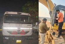 अवैध रेत खनन पर छापा, मशीनें और वाहन जब्त