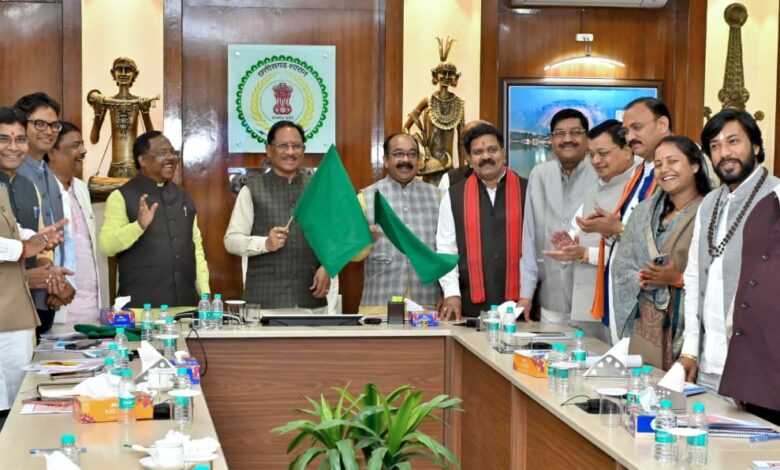 मुख्यमंत्री ग्रामीण बस योजना का दूसरा चरण शुरू, 180 नए गांव जुड़े बस सुविधा से