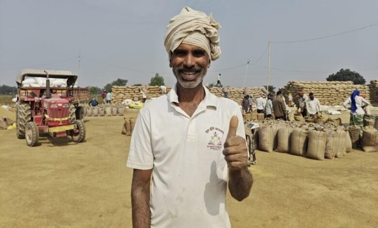 पारदर्शी धान खरीदी से खुश मुढ़ीपार के किसान वर्मा, बेटे की शादी में करेंगे राशि का उपयोग