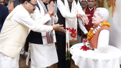 भाजपा राष्ट्रीय महामंत्री सिंह ने किया अटल जी को पुष्पांजलि अर्पित