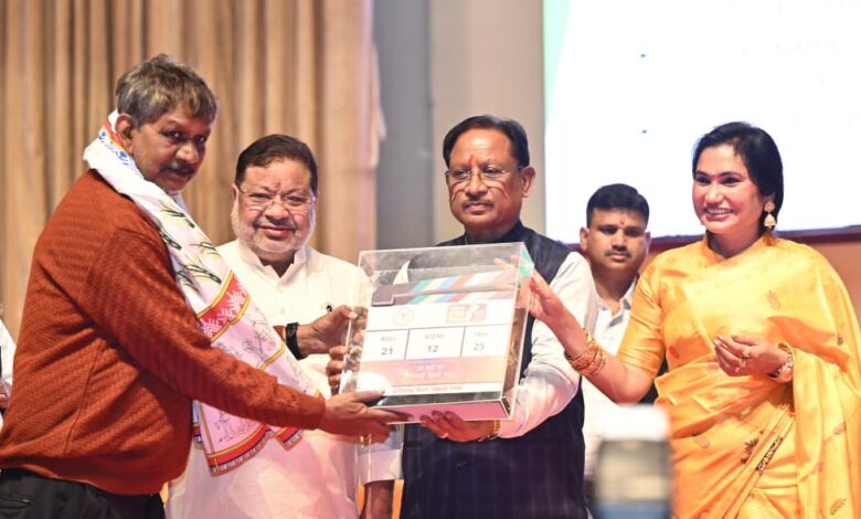 छत्तीसगढ़ी सिनेमा हमारी लोकसंस्कृति और अस्मिता का जीवंत दस्तावेज – मुख्यमंत्री साय