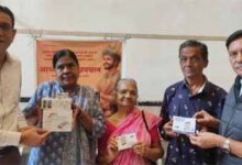 जैन संवेदना ट्रस्ट ने इस वर्ष 1100 बुजुर्गों को बांटे श्रवण यन्त्र