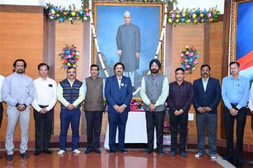 विस परिसर में डॉ. राजेन्द्र प्रसाद की जयंती पर किये गए श्रद्धा सुमन अर्पित