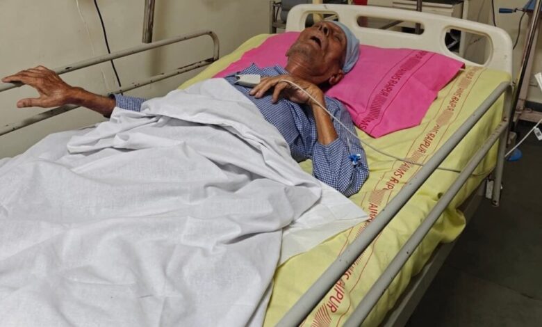 ज्ञानपीठ पुरस्कार से सम्मानित व प्रख्यात हिंदी साहित्यकार विनोद कुमार शुक्ल एम्स रायपुर में उपचाराधीन