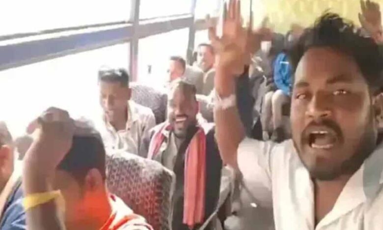 छत्तीसगढिय़ा क्रांति सेना के 12 कार्यकर्ता गिरफ्तार छत्तीसगढिय़ा क्रांति सेना के 12 कार्यकर्ता गिरफ्तार