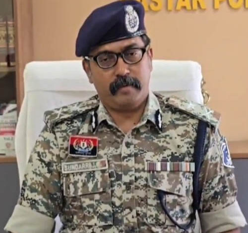 नक्सलियों के एमएमसी जोन व केंद्रीय समिति का ऊपरी ढांचा लगभग हुआ धराशायी नक्सलियों के एमएमसी जोन व केंद्रीय समिति का ऊपरी ढांचा लगभग हुआ धराशायी