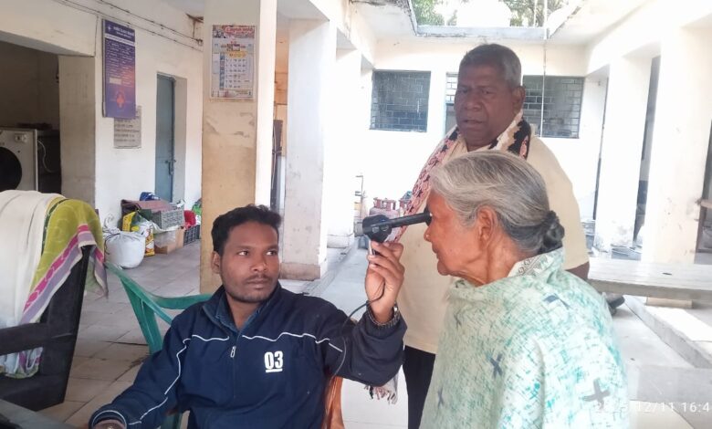 आशा निकेतन के बुजुर्गों को अब पेंशन राशि सीधे आश्रम में ही होगी उपलब्ध आशा निकेतन के बुजुर्गों को अब पेंशन राशि सीधे आश्रम में ही होगी उपलब्ध