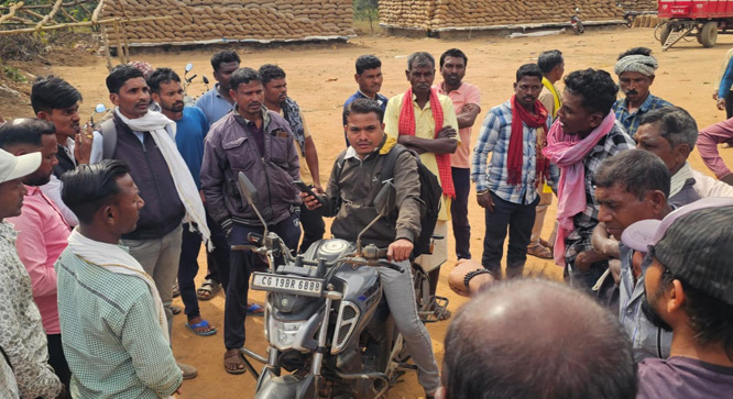 भानुप्रतापपुर में दोहरी नौकरी का हुआ खुलासा, एक ही व्यक्ति दो कार्यालयों से ले रहा वेतन भानुप्रतापपुर में दोहरी नौकरी का हुआ खुलासा, एक ही व्यक्ति दो कार्यालयों से ले रहा वेतन